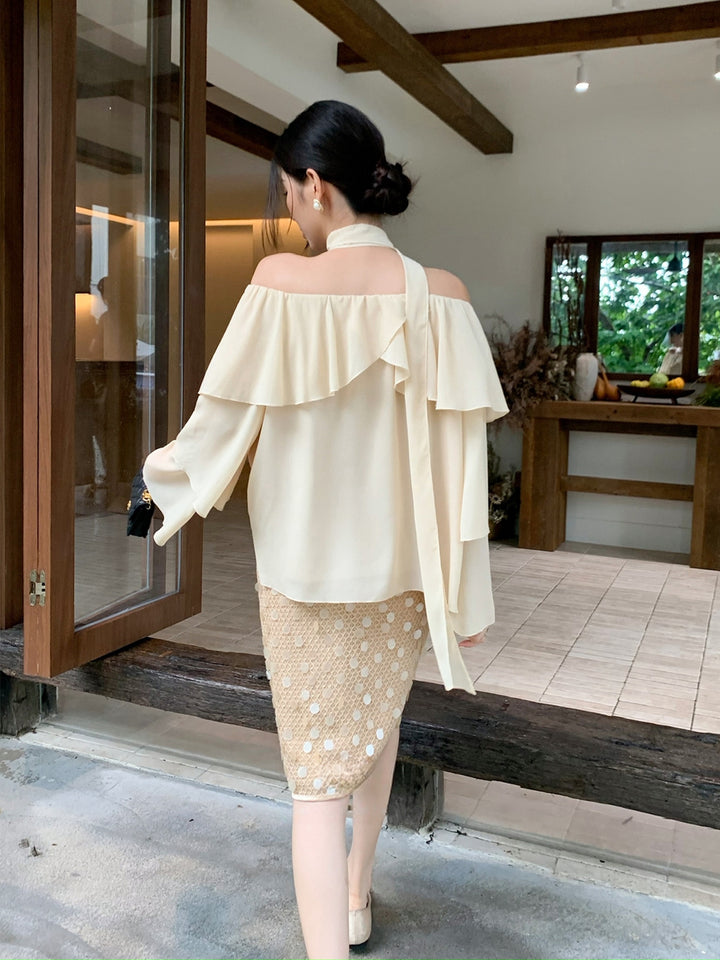 【tops】スカーフ付きフリルカラートップス Q8974