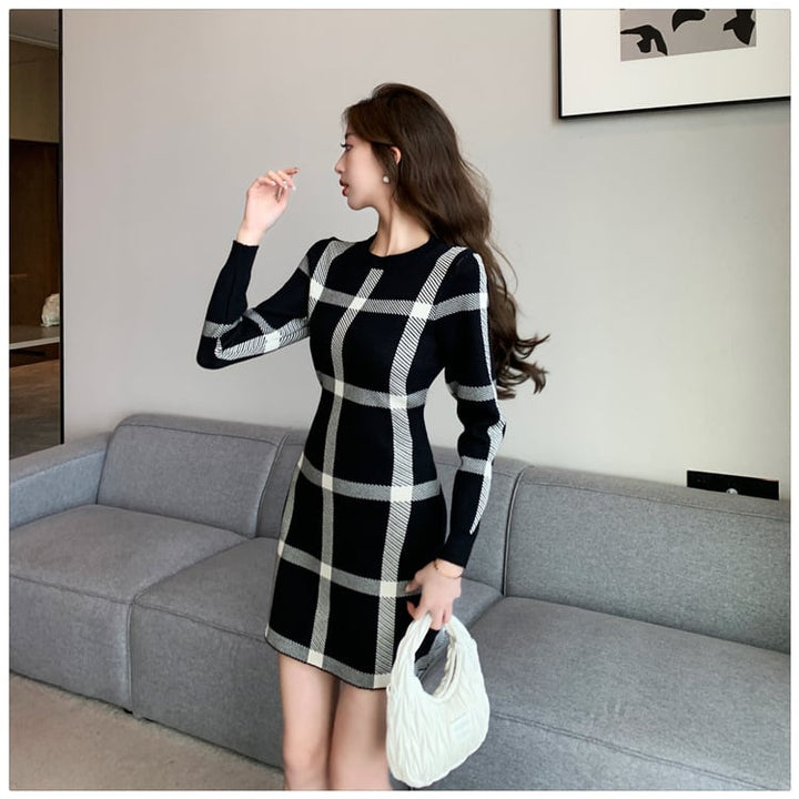 【dress】韓国系チェック柄ニットワンピース着瘦せ　M17626
