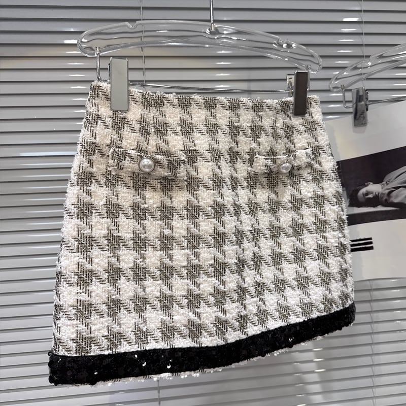 【bottoms】スパンコール付きツイードショートパンツ Q7449