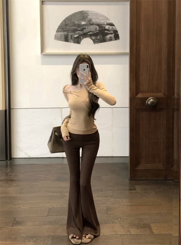 【tops】オフショルダー長袖Tシャツ　M28705