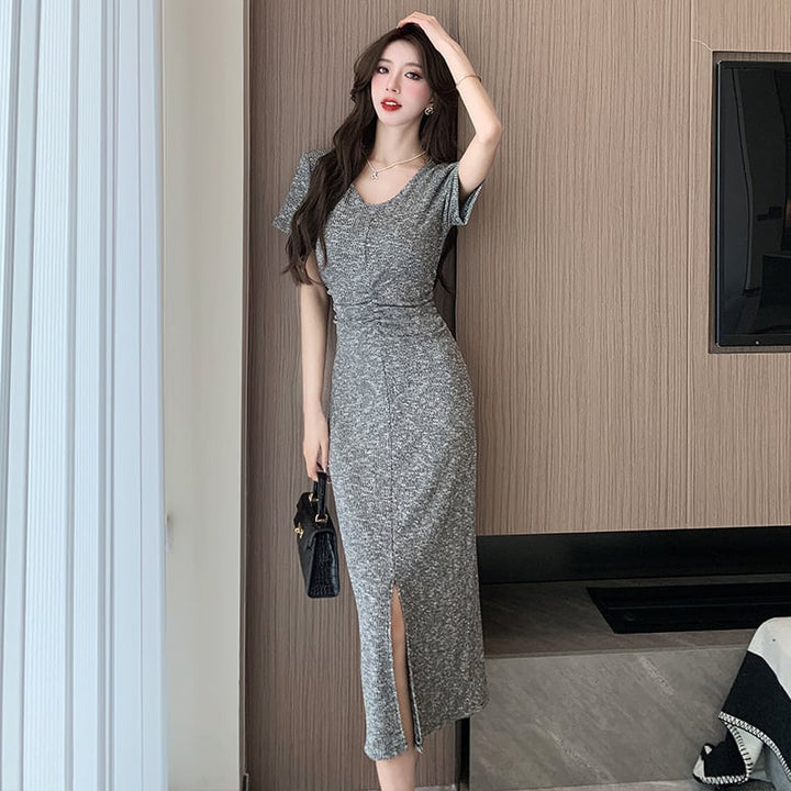 【dress】人気を独占中 ファッションスリットワンピース　M16889