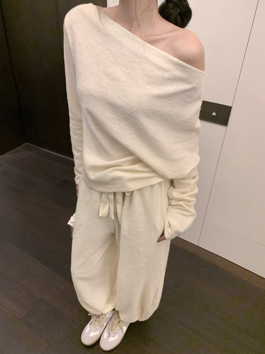 【set】オフショルダーニットトップス×ワイドパンツセット　M28277