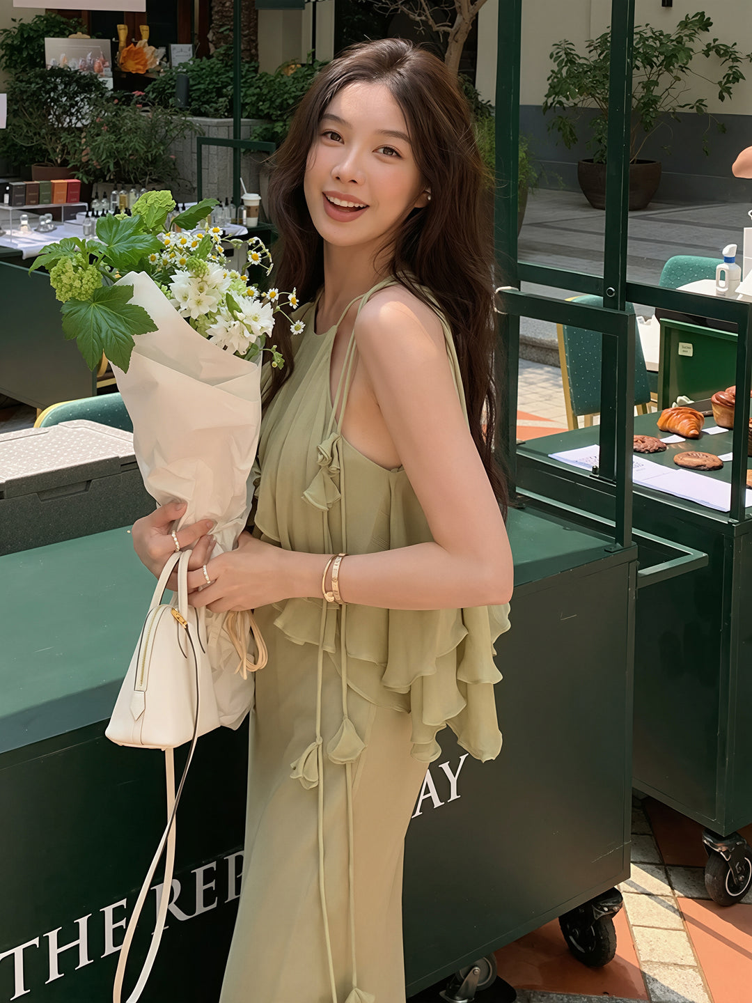 【dress】ホルターネックギャザーフリルロングワンピース Q8870