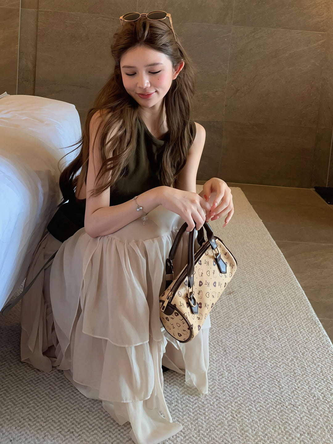 【set】ノースリーブバックオープントップス×ロングスカートセット Q8841