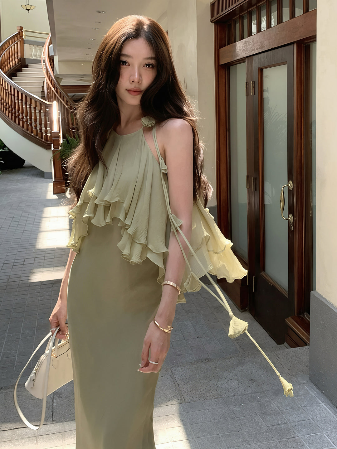 【dress】ホルターネックギャザーフリルロングワンピース Q8870