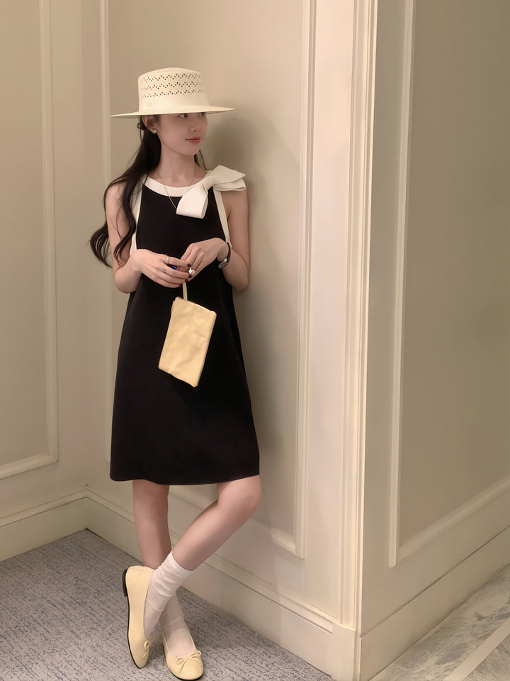 【dress】リボン付きノースリーブワンピース Q8876