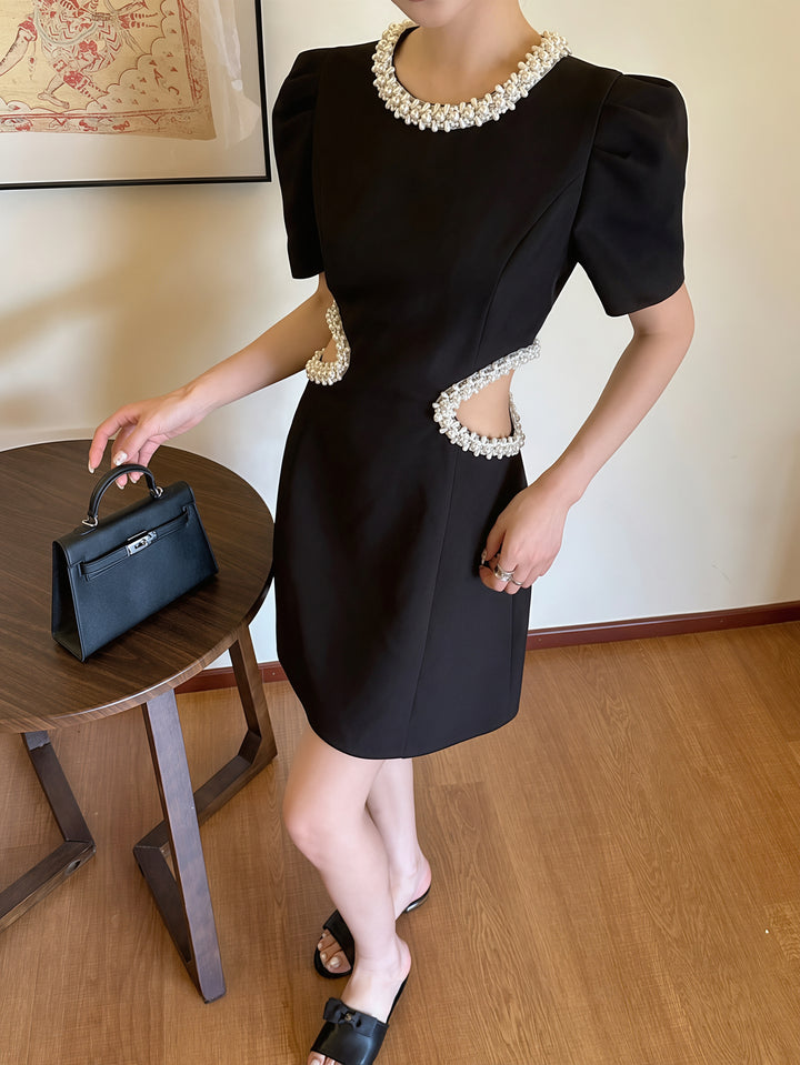 【dress】パール付き腰カットワンピース Q8769