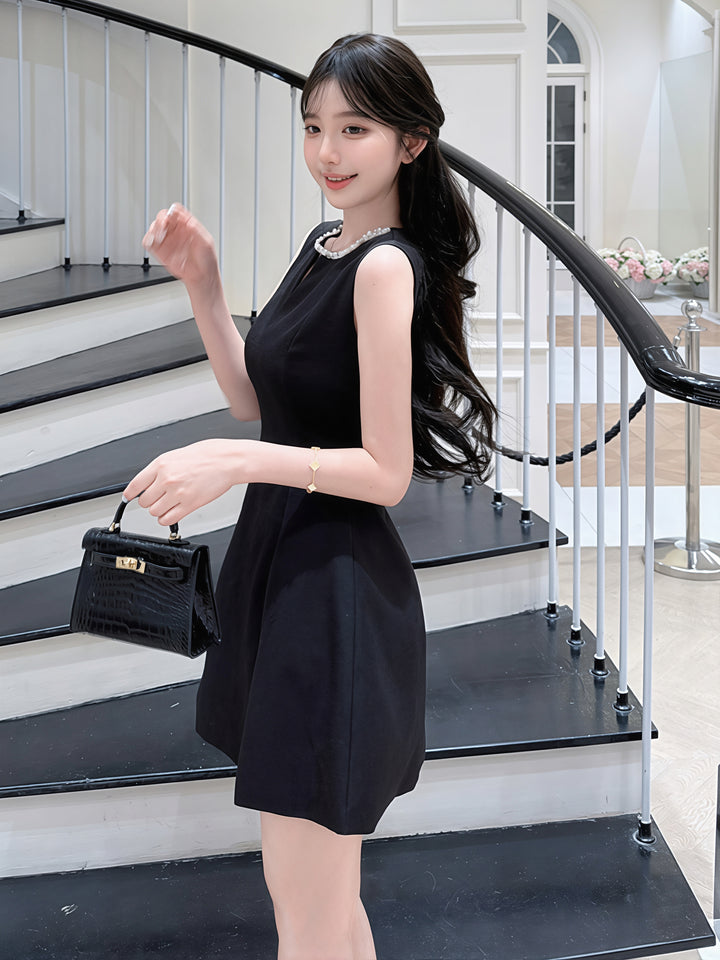 【dress】ラインストーンノースリーブワンピース Q8761