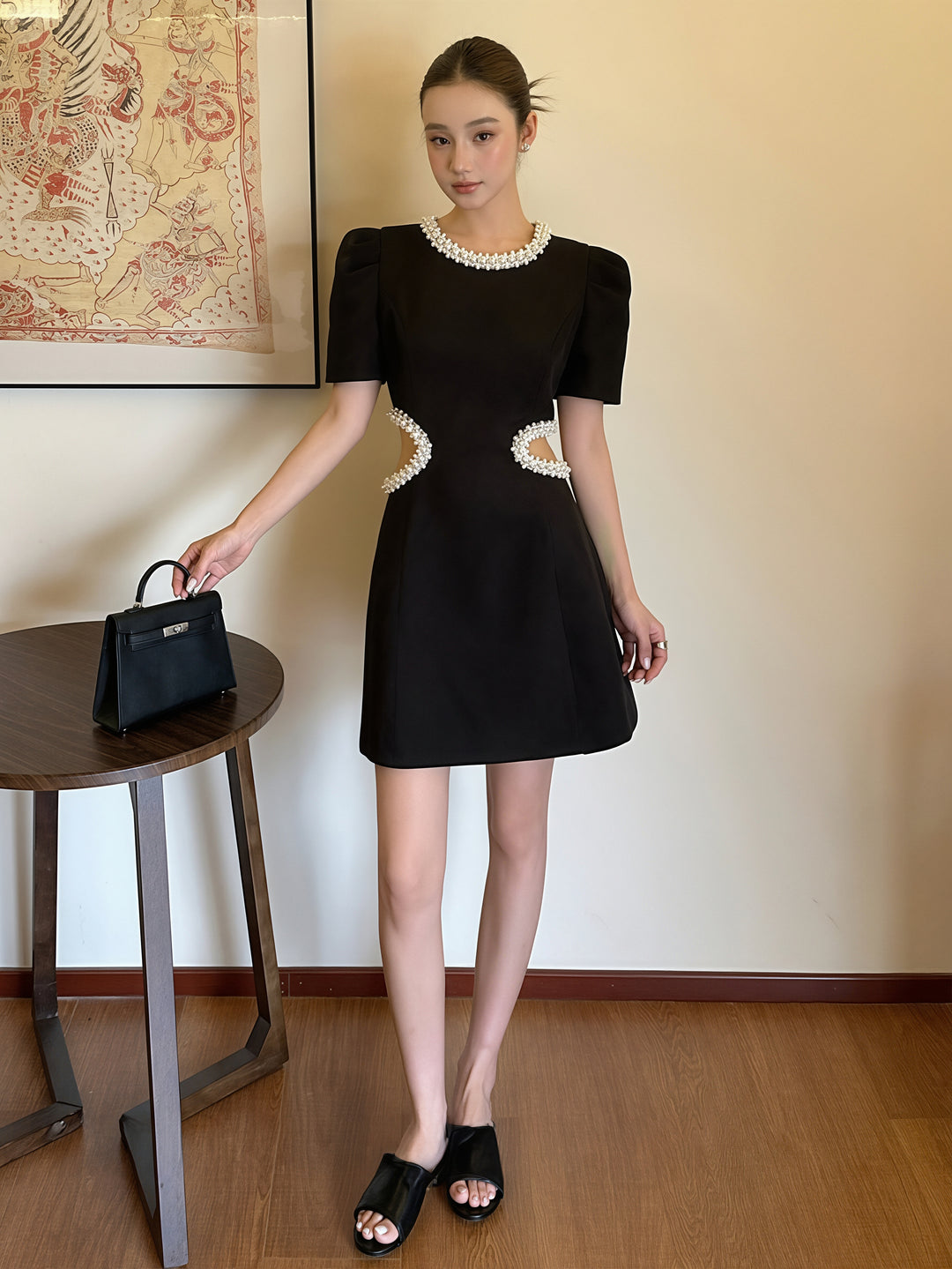 【dress】パール付き腰カットワンピース Q8769