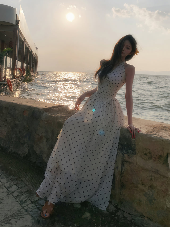 【dress】ドット柄ホルターネックAラインワンピース Q8842