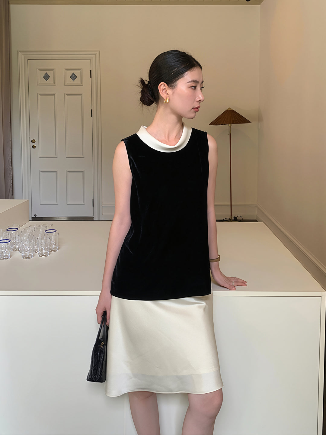 【tops】ベルベットノースリーブ配色トップス Q8751