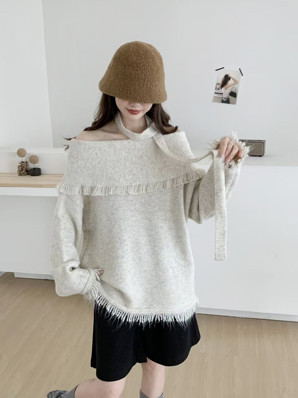 【tops】スカーフ付きオフショルダーニットトップス Q9168