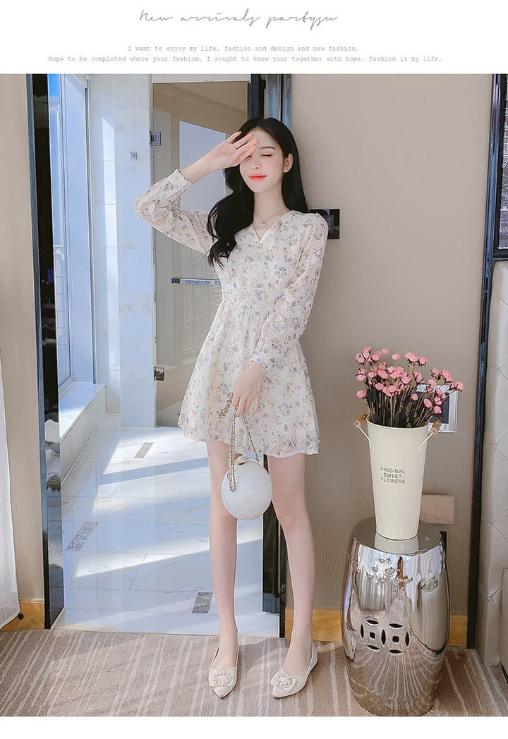 【dress】絶対流行Vネックスウィート花柄ワンピース　M17220