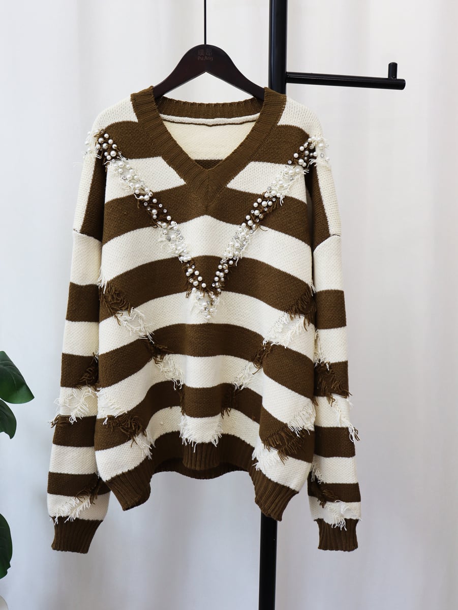 【tops】Vネックボーダー柄ニットセーター　M18064