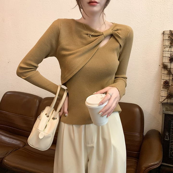 【tops】カットワークニットトップス　M25410