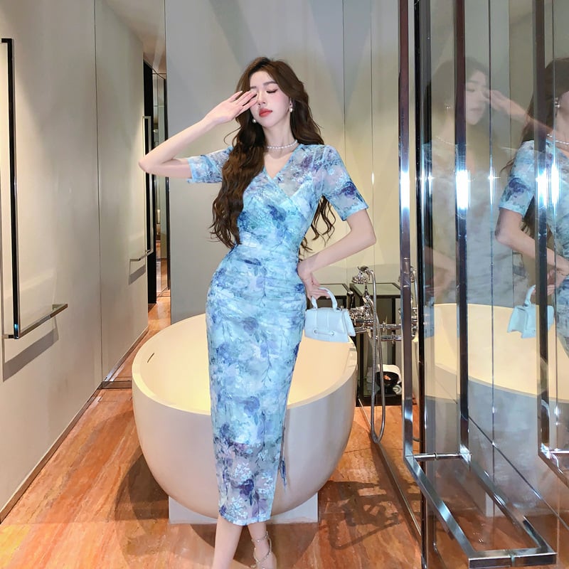 【dress】美人度アップVネックプリントワンピーススリット　M17424