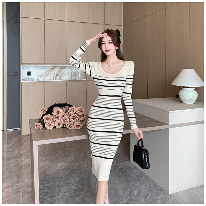 【dress】ボーダー柄ニットワンピース　M18749