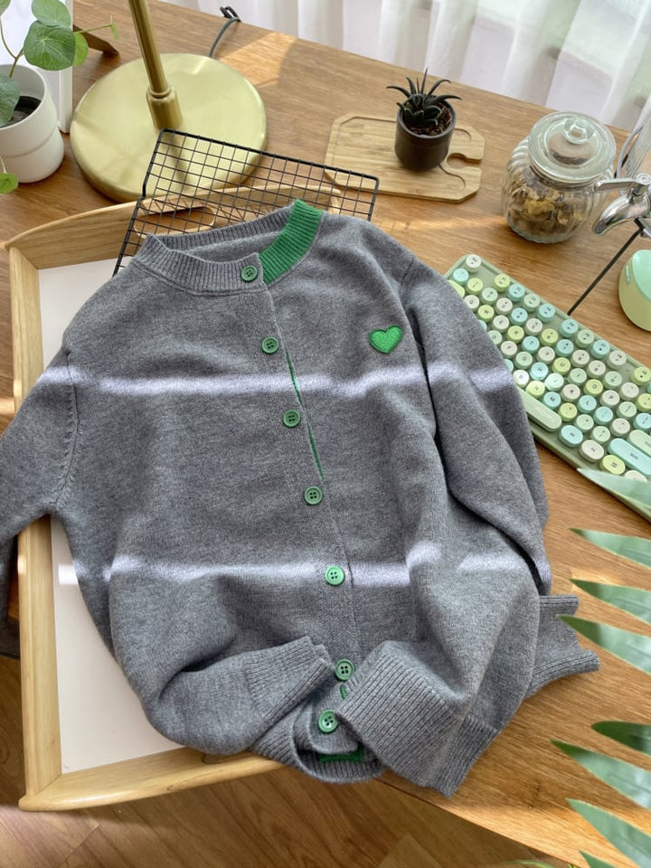 【outer】刺繍ニットカーデ　M18107
