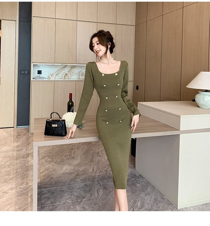 【dress】ダブルボタンニットワンピース　M18208