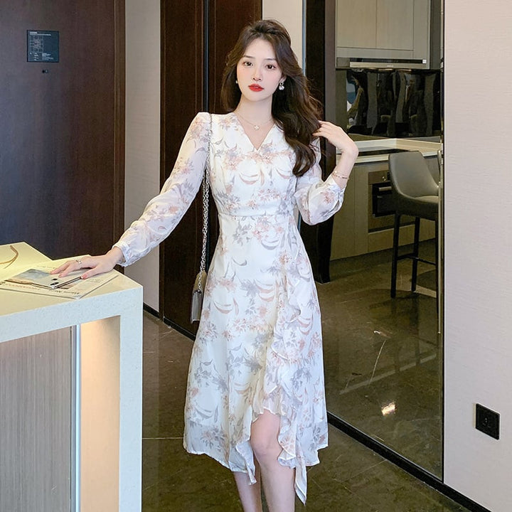 【dress】早い者勝ちVネックスリット花柄ワンピース　M17304