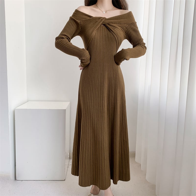 【dress】話題沸騰中 オシャレ無地ニットワンピース　M17589