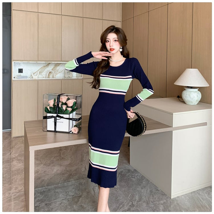【dress】ボーダー柄配色ニットワンピース　M18172