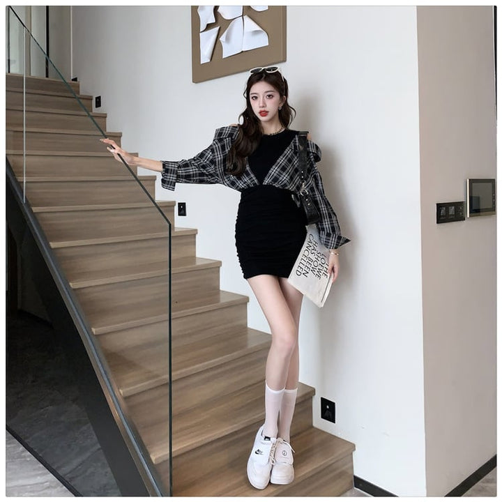 【dress】人気を独占中 ファッション切り替えワンピース　M17637