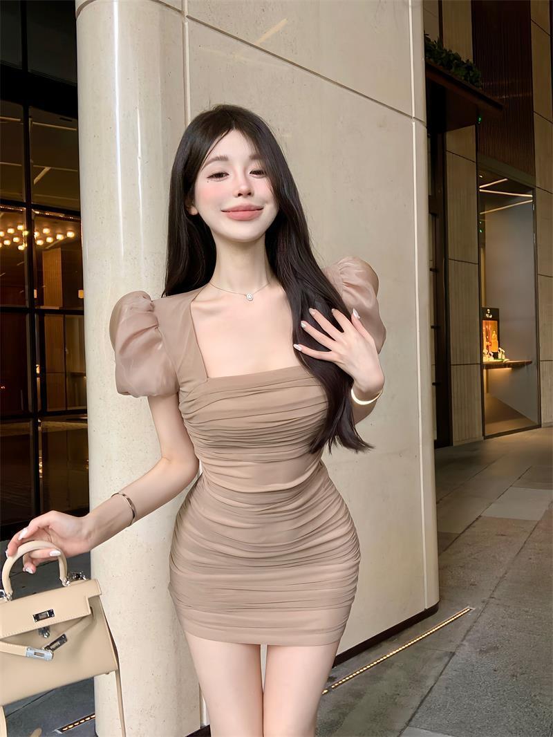 【dress】人気アイテム ! パフスリーブワンピース着瘦せオシャレ　M16768