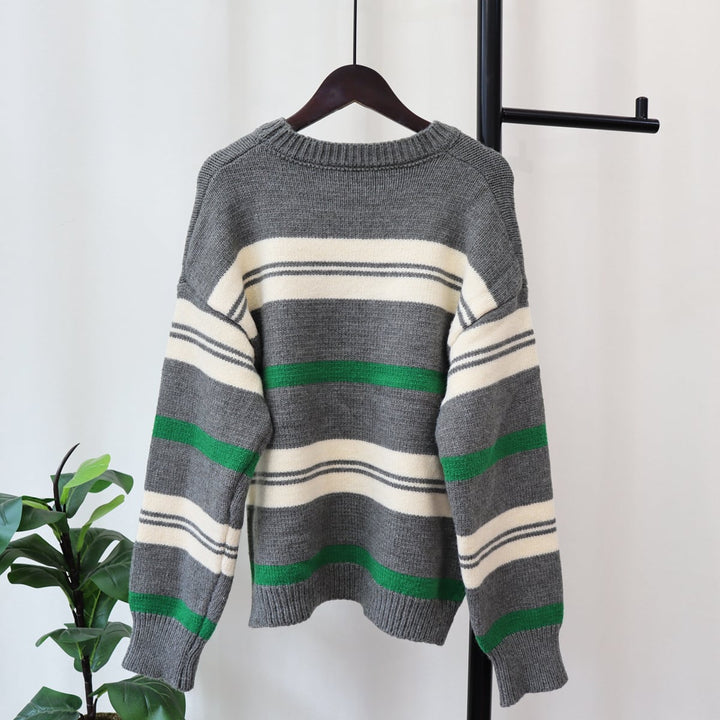 【tops】クルーネックボーダー柄ニットセーター　M17996
