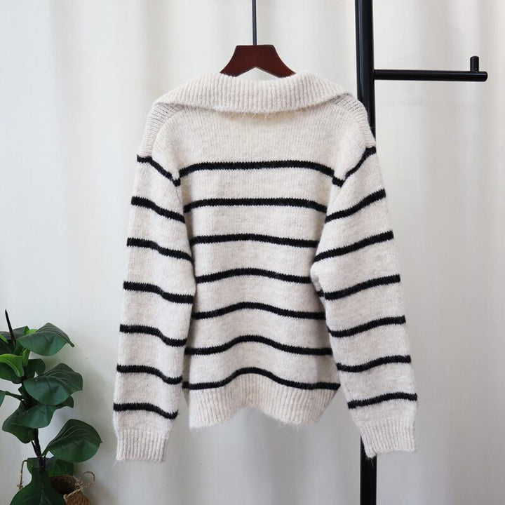 【tops】ボーダー柄ニットセーター　M27522