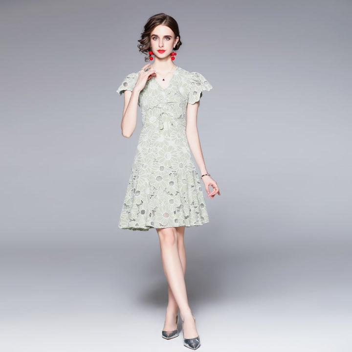 【dress】エレガントカットワークフリルデートワンピース　M17450