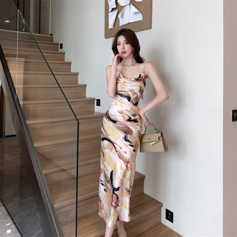 【dress】人気上昇中 chicファッションキャミワンピース　M17104