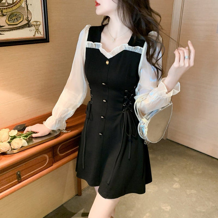 【dress】女性力を高める～切り替えデートワンピース　M17086