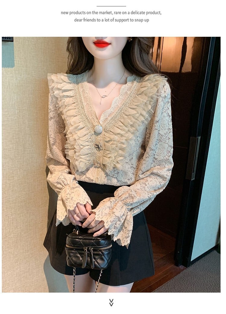 【tops】気質満点大人可愛いVネックレーストップス　M17604