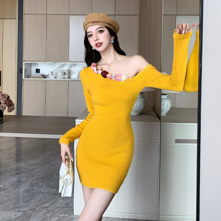 【dress】立体フラワーオフショルダーニットワンピース　M27755