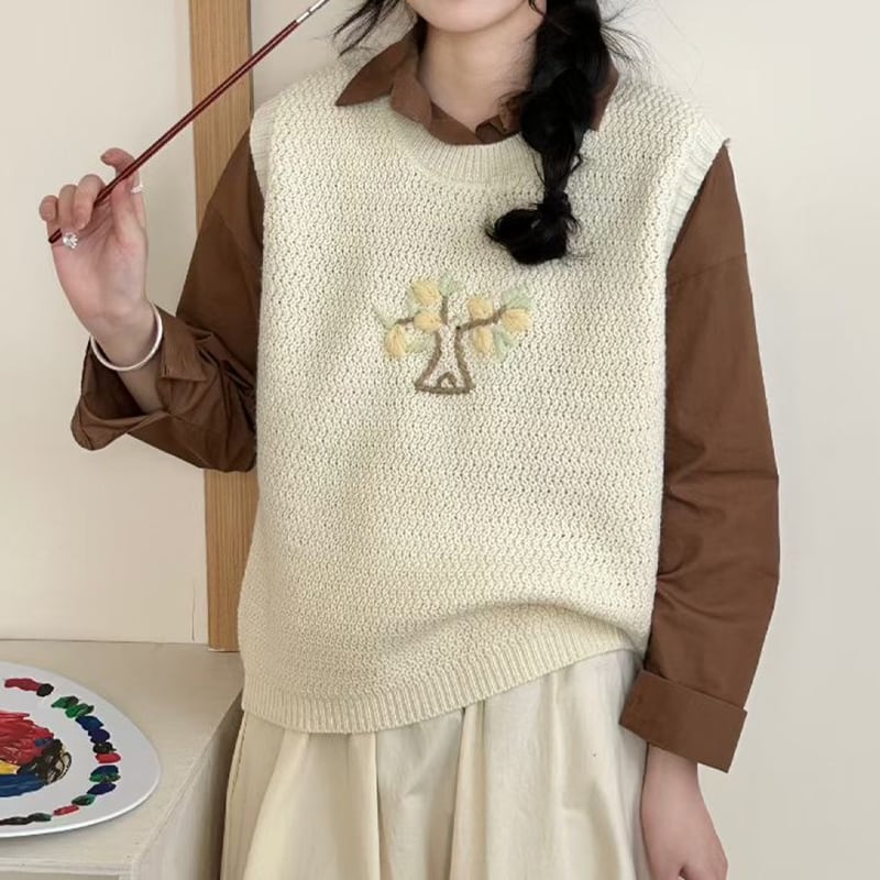 【tops】刺繡柄ニットベスト Q8127
