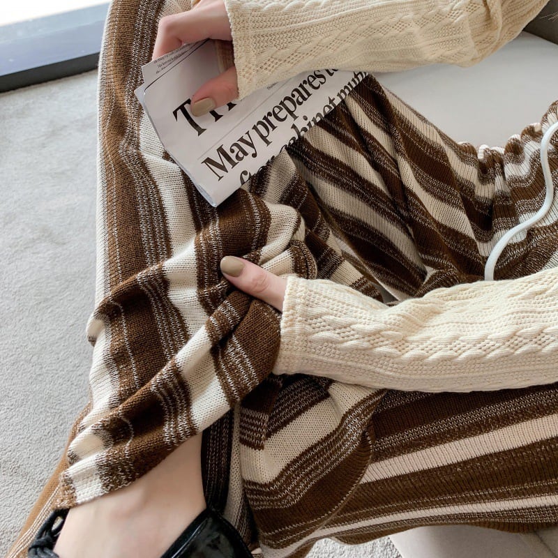 【bottoms】人気を独占中 ストライプ柄ニットワイドパンツ　M17276