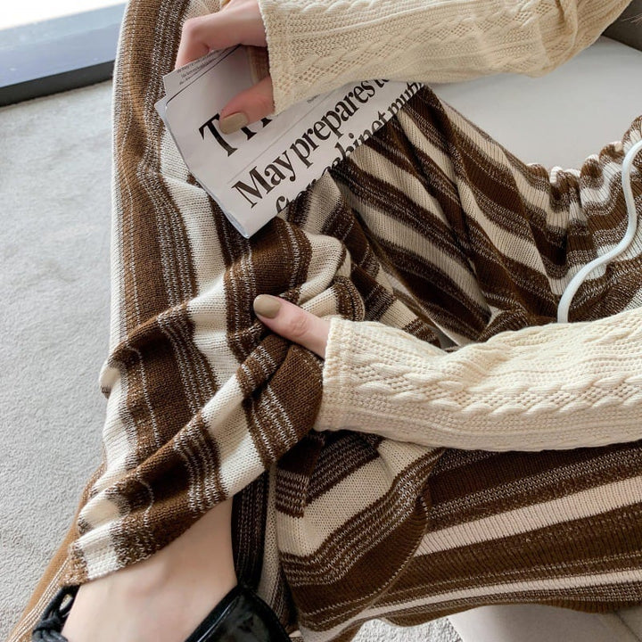 【bottoms】人気を独占中 ストライプ柄ニットワイドパンツ　M17276