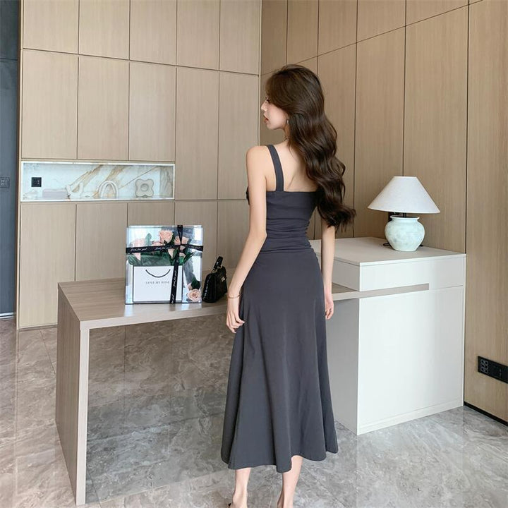 【dress】人気を独占中 キャミワンピース着瘦せ大活躍　M17187