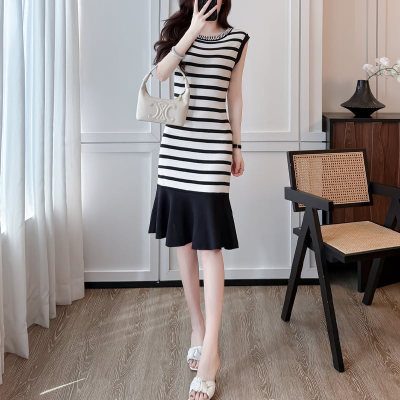 dress】ノースリーブボーダー柄ニットワンピース Q8491 – NANASTYLE