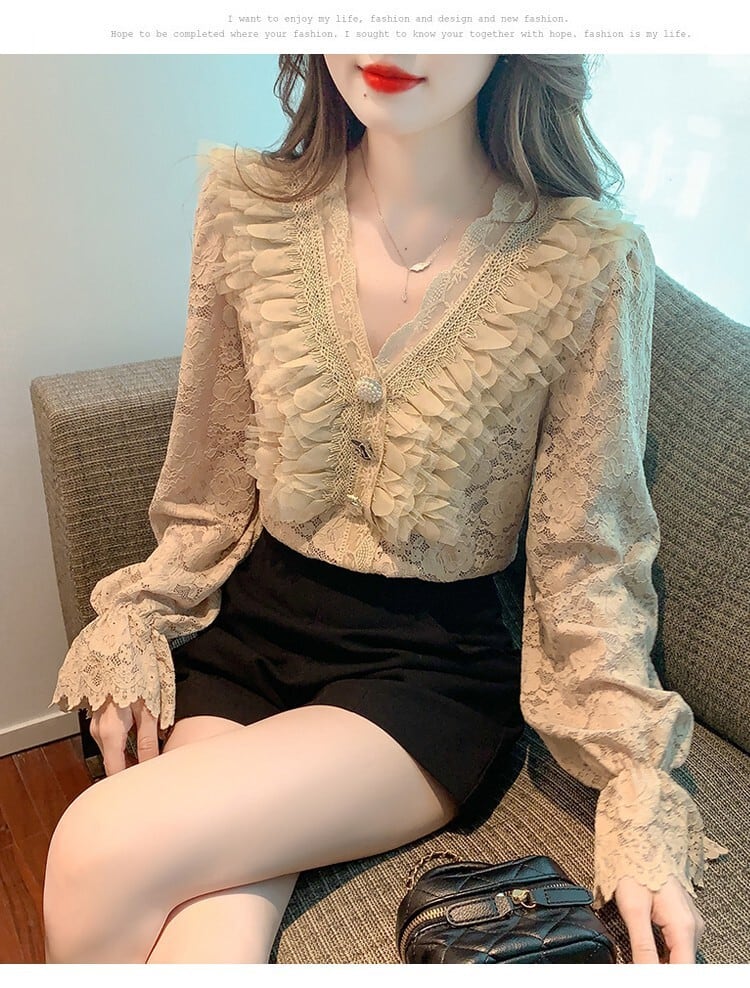 【tops】気質満点大人可愛いVネックレーストップス　M17604