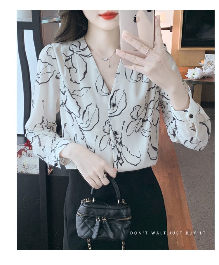 【tops】話題沸騰中 オシャレVネックシャツトップス　M17376