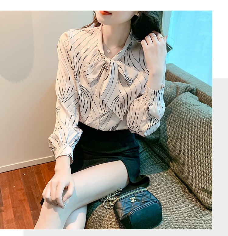 【tops】プリントシャツトップス　M18304