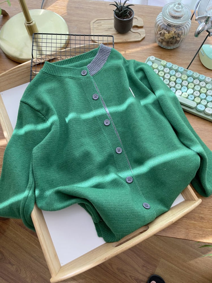 【outer】刺繍ニットカーデ　M18107