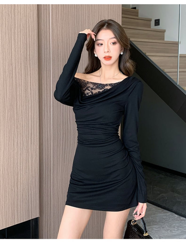【dress】オフショルダーレース切り替えワンピース　M27768