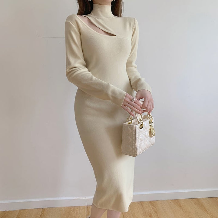 【dress】人気を独占中 カットワークニットワンピース　M17660