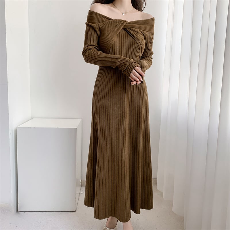 【dress】話題沸騰中 オシャレ無地ニットワンピース　M17589