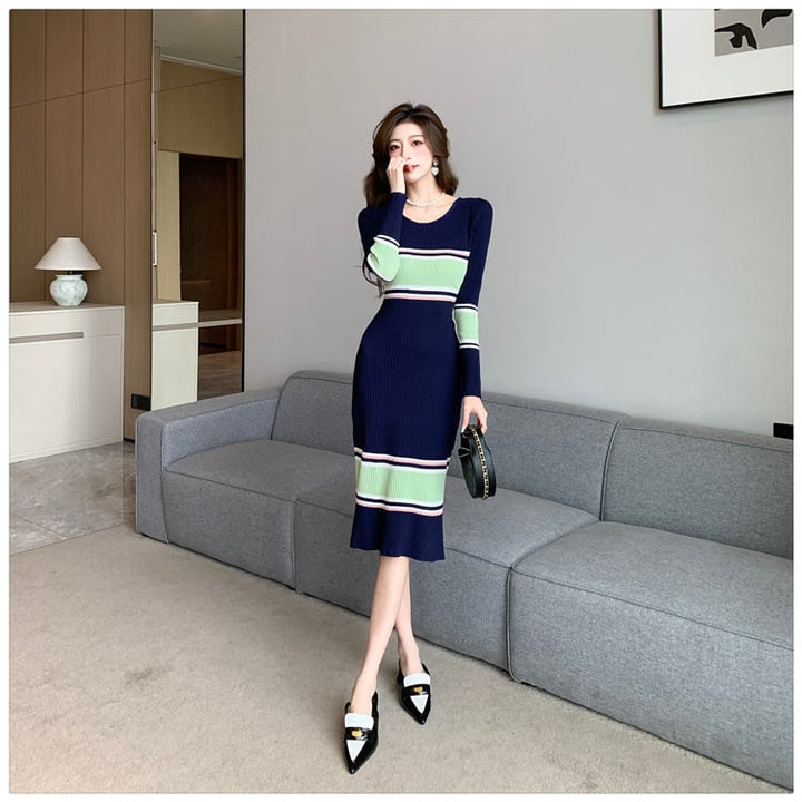 【dress】ボーダー柄配色ニットワンピース　M18172