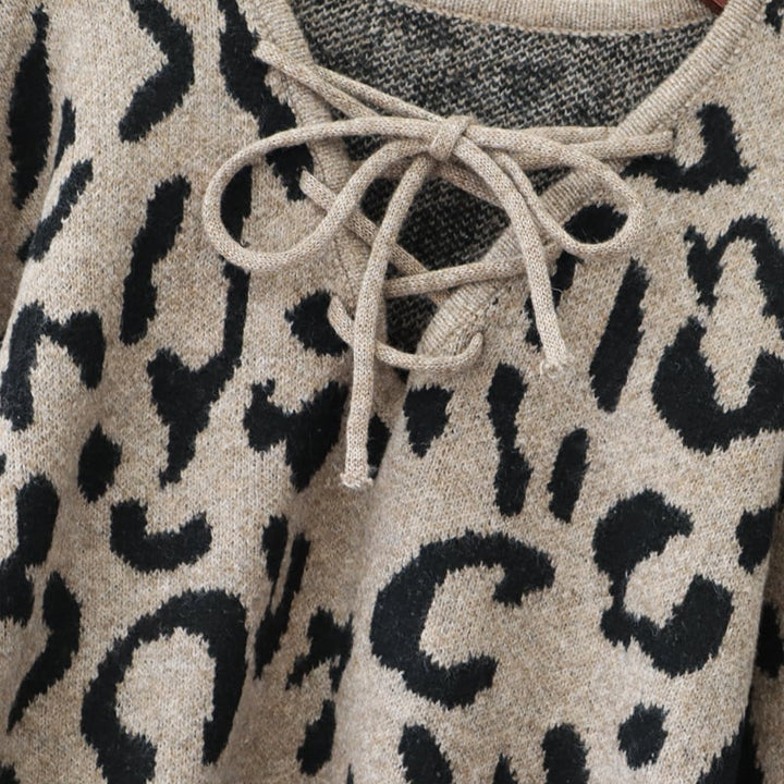 【tops】レースアップヒョウ柄ニットトップス　M26617