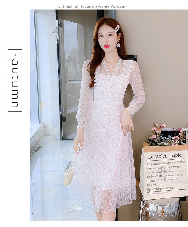 【dress】人気アイテム ! スウィートレース花柄ワンピース　M17265